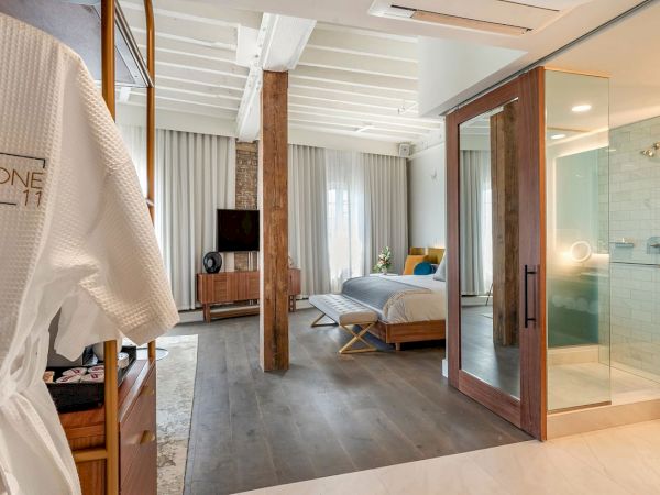 One11 Hotel